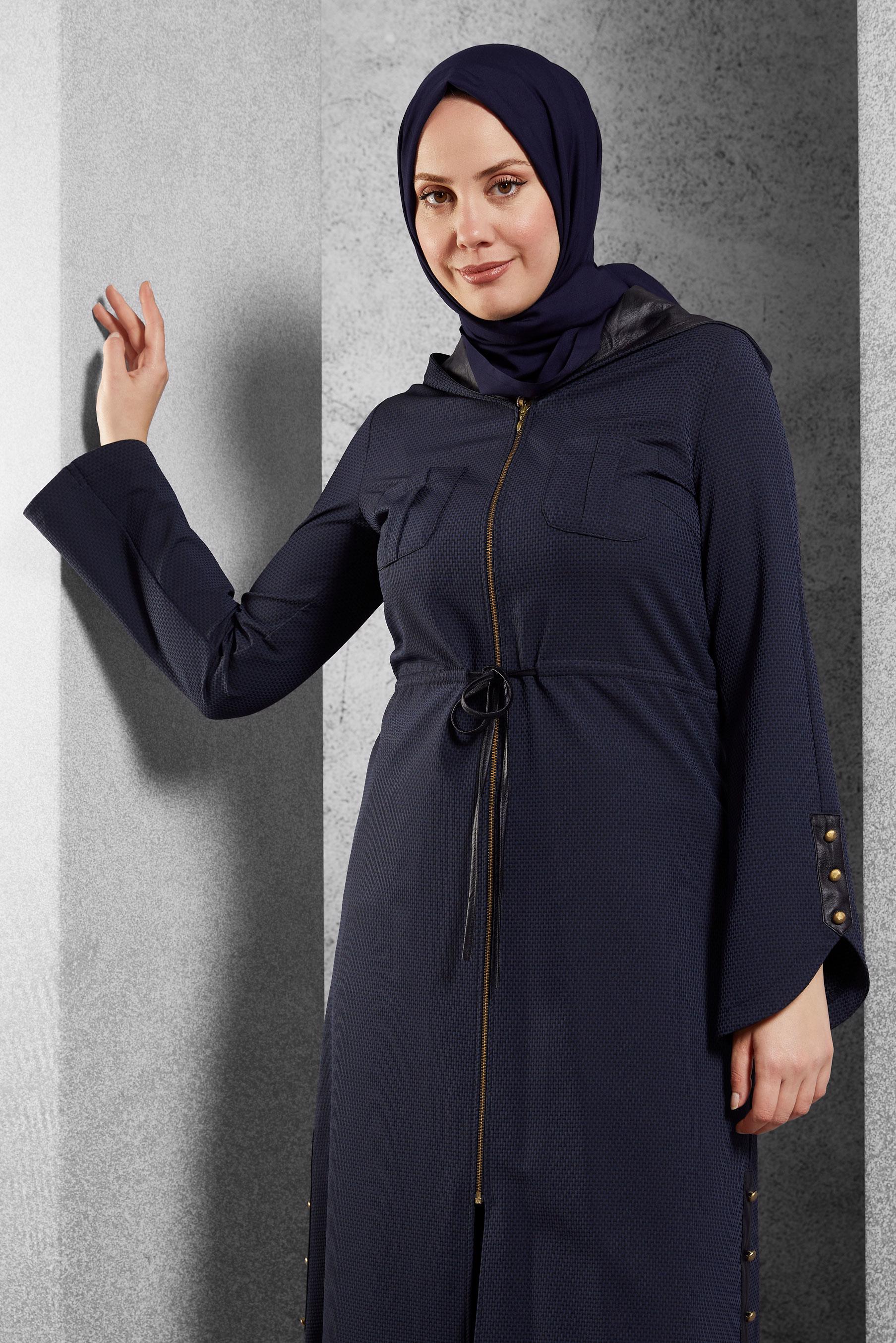 Tesettür giyim LACİVERT KAPÜŞONLU TUNİK 4408