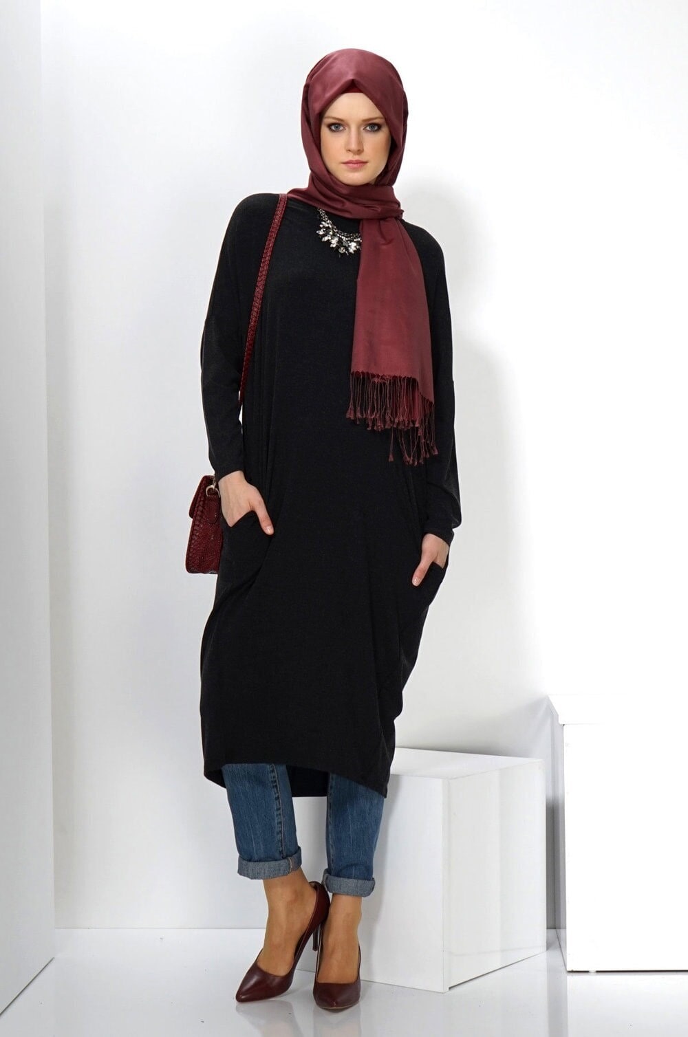 Tesettür giyim SİYAH TESETTÜR DÜZ TUNİK 4416 