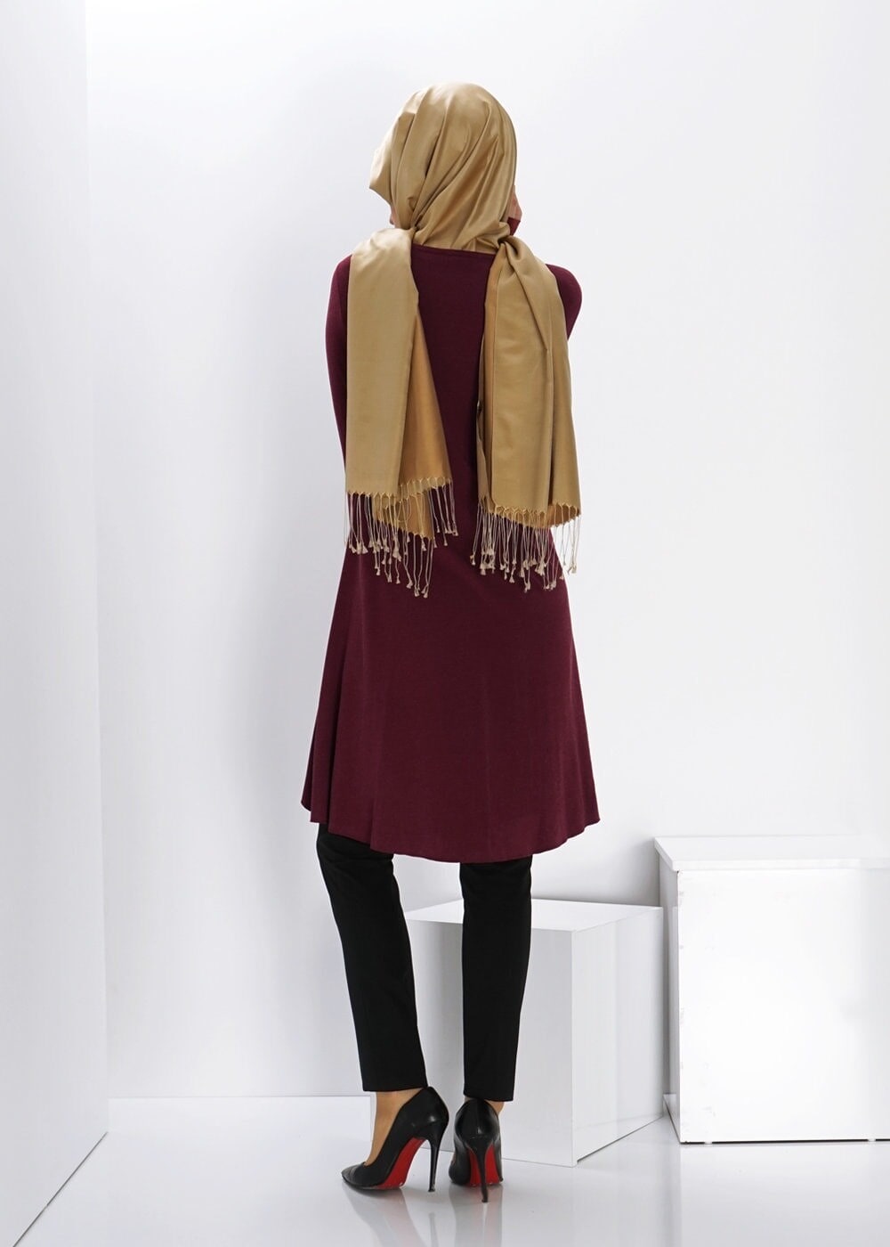 Tesettür giyim BORDO TESETTÜR DÜZ TUNİK 4418 