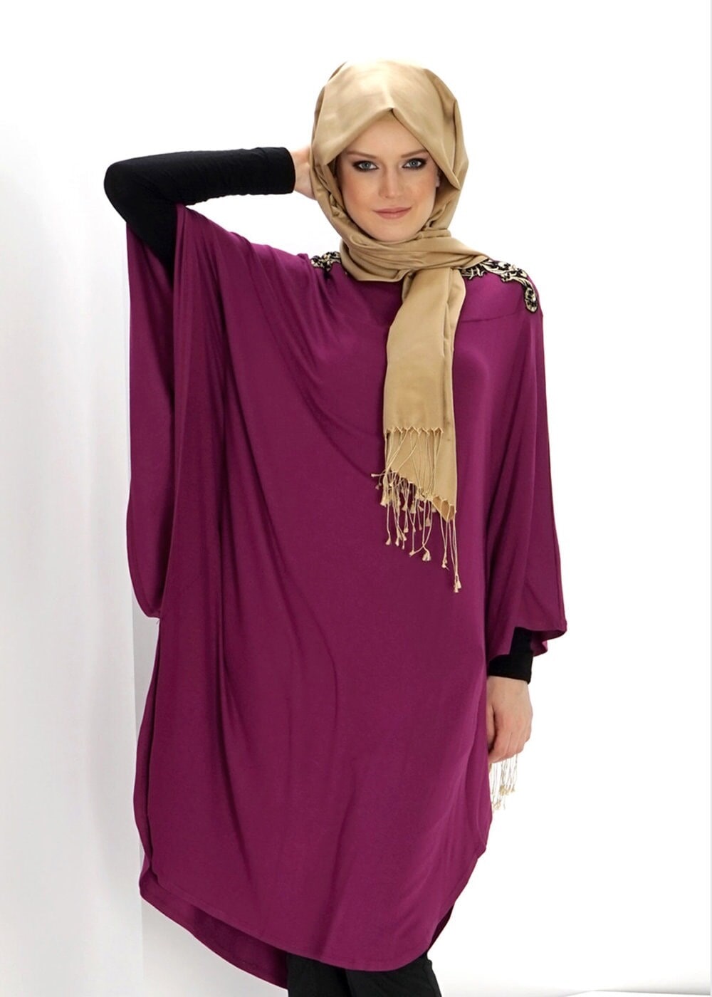 Tesettür giyim MOR TAŞ DETAYLI TUNİK 4421