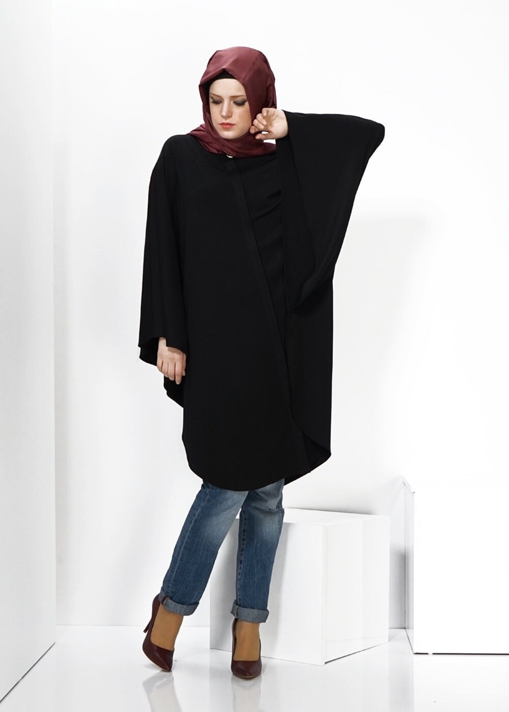 Tesettür giyim SİYAH PANÇO TUNİK 4437