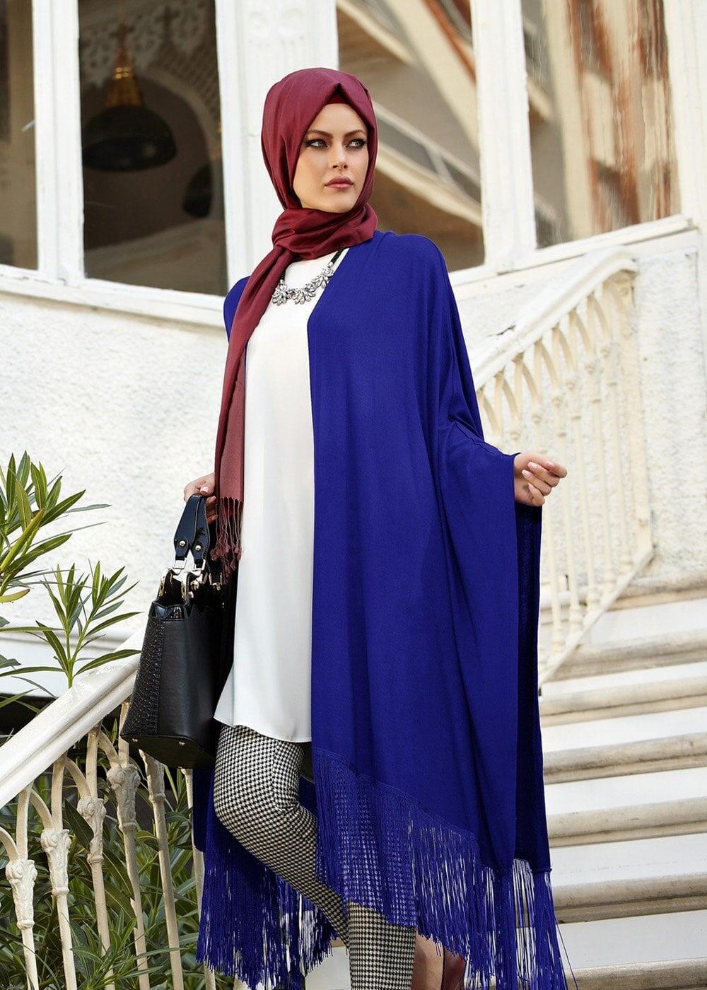 Tesettür giyim LACİVERT PÜSKÜL DETAYLI YELEK 4439 