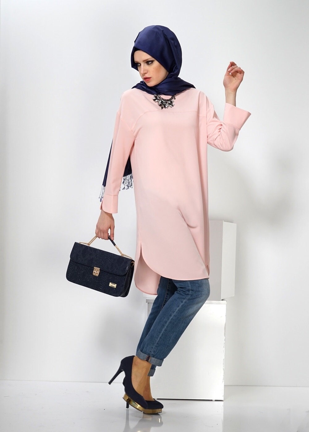 Tesettür giyim PEMBE ASİMETRİK KESİM TUNİK 4440