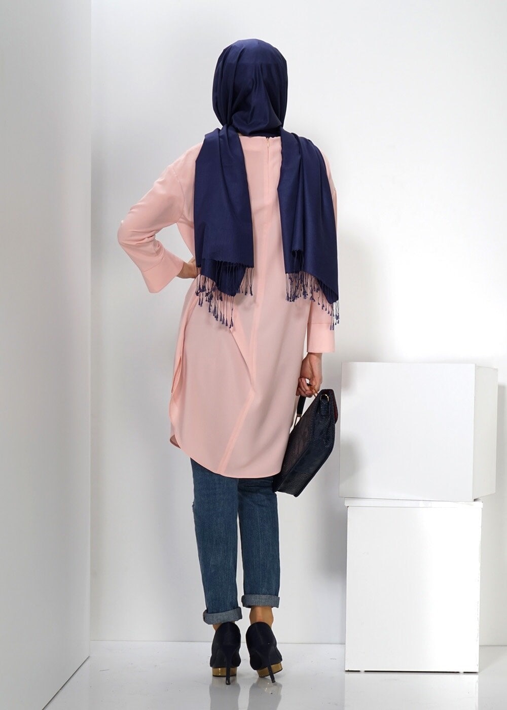 Tesettür giyim PEMBE ASİMETRİK KESİM TUNİK 4440