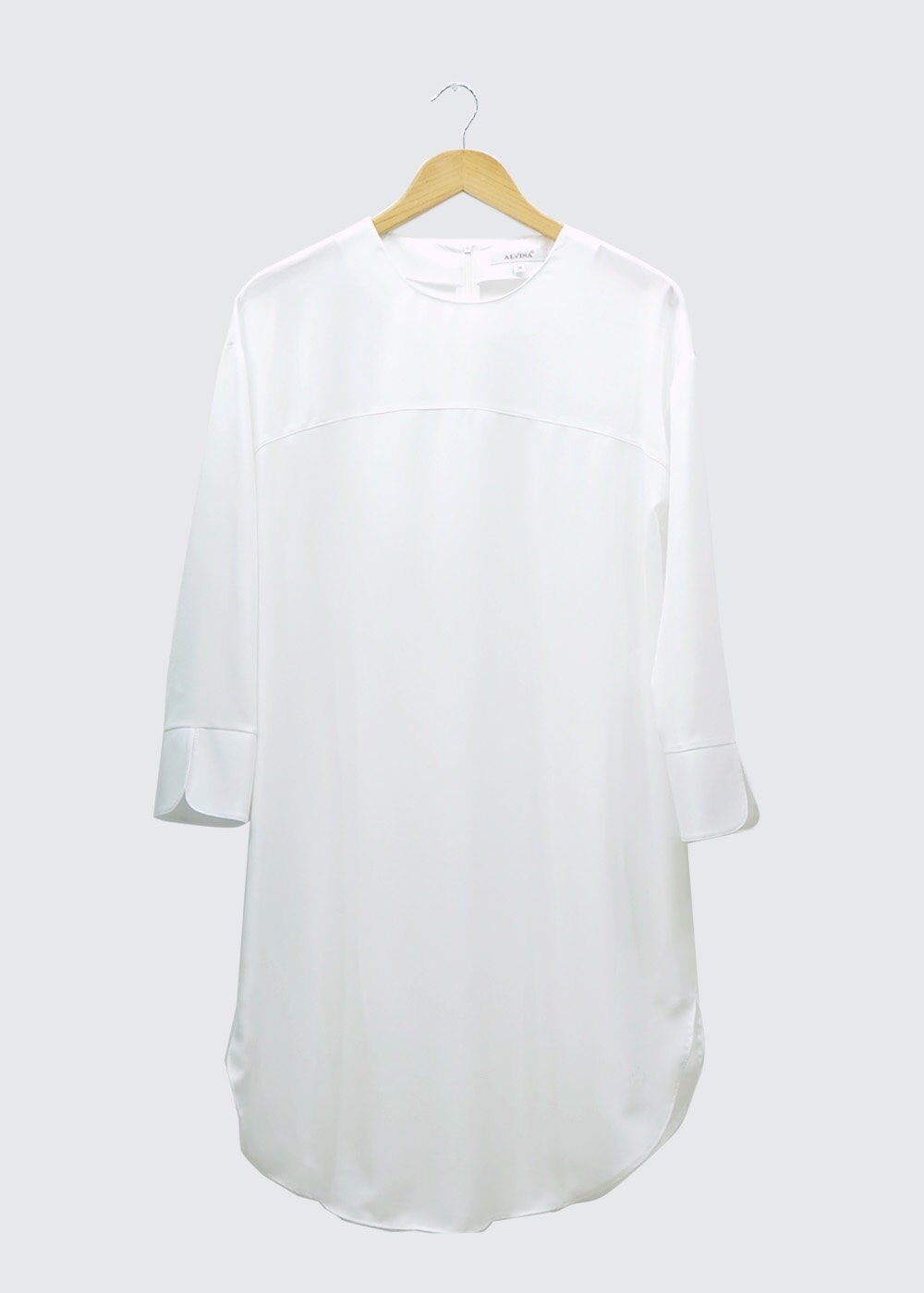 Tesettür giyim BEYAZ ASİMETRİK KESİM TUNİK 4440