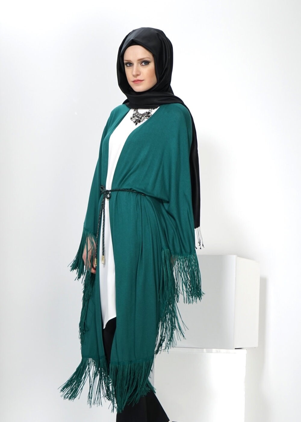 Tesettür giyim YEŞİL SAÇAKLI TUNİK 4452