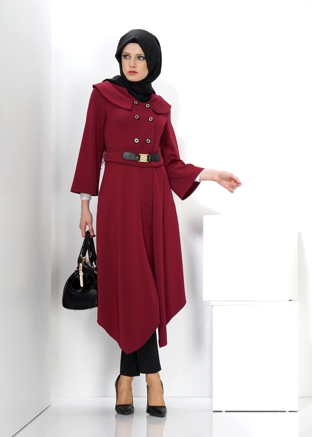 Tesettür giyim BORDO ASİMETRİK KESİM DÜĞMELİ TUNİK 4453  