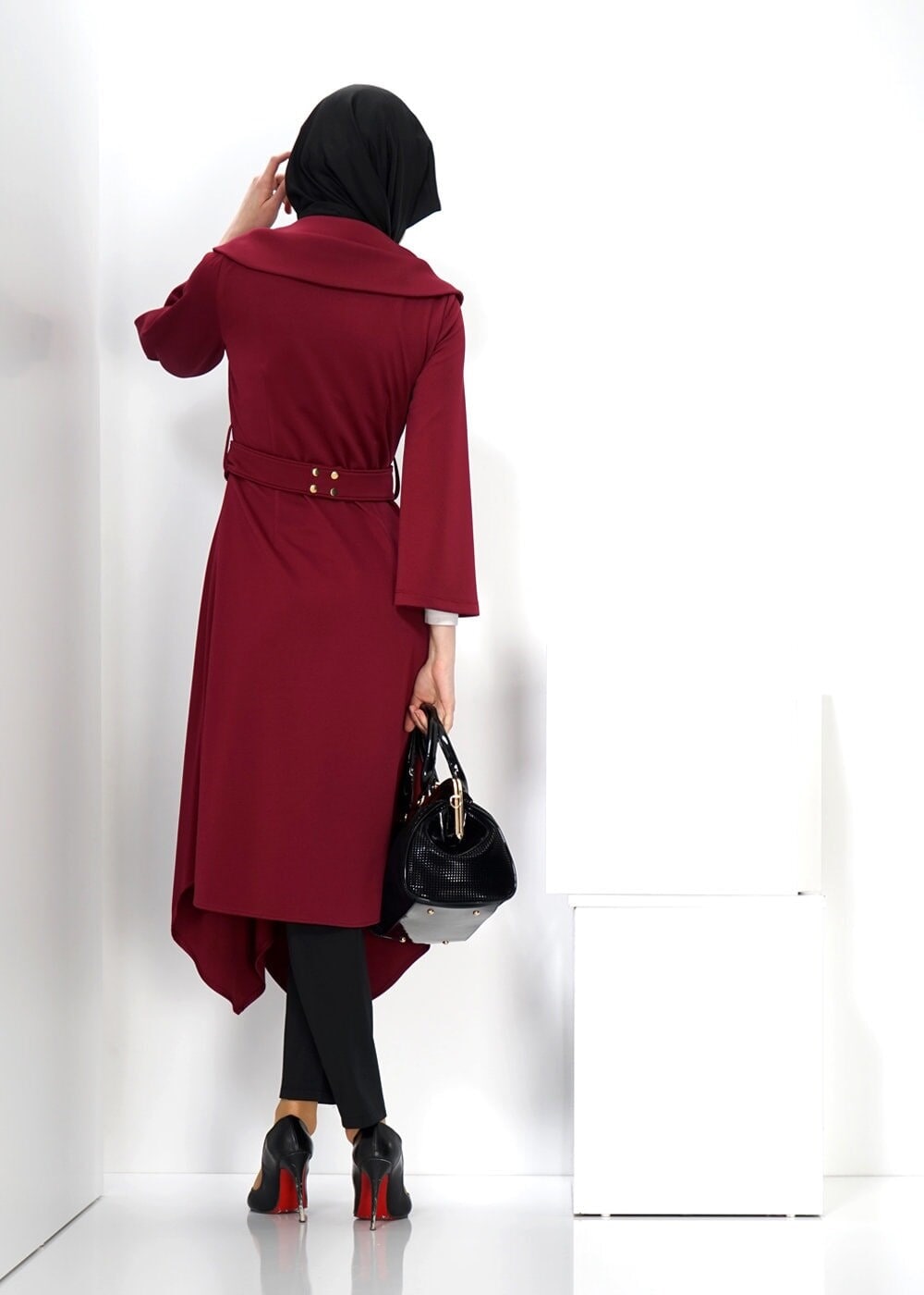 Tesettür giyim BORDO ASİMETRİK KESİM DÜĞMELİ TUNİK 4453  