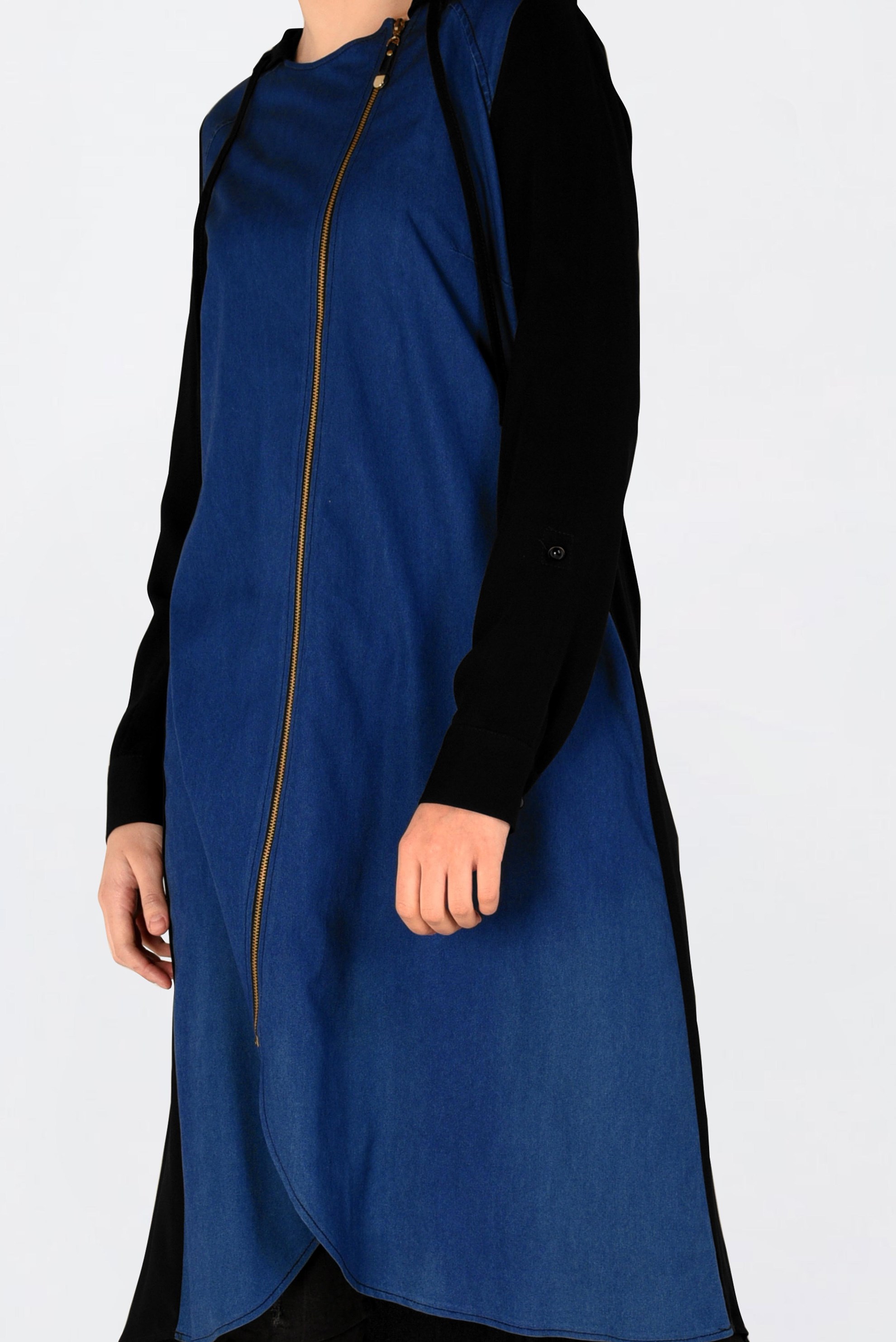 Tesettür giyim SİYAH KAPÜŞONLU FERMUARLI TUNİK 4456 