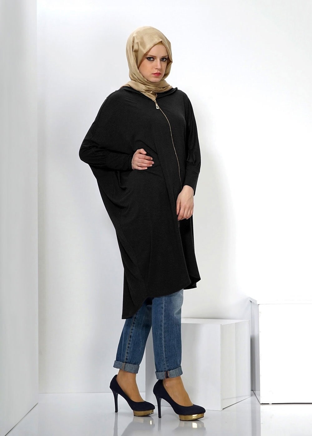 Tesettür giyim SİYAH YARASA KOL TUNİK 4457