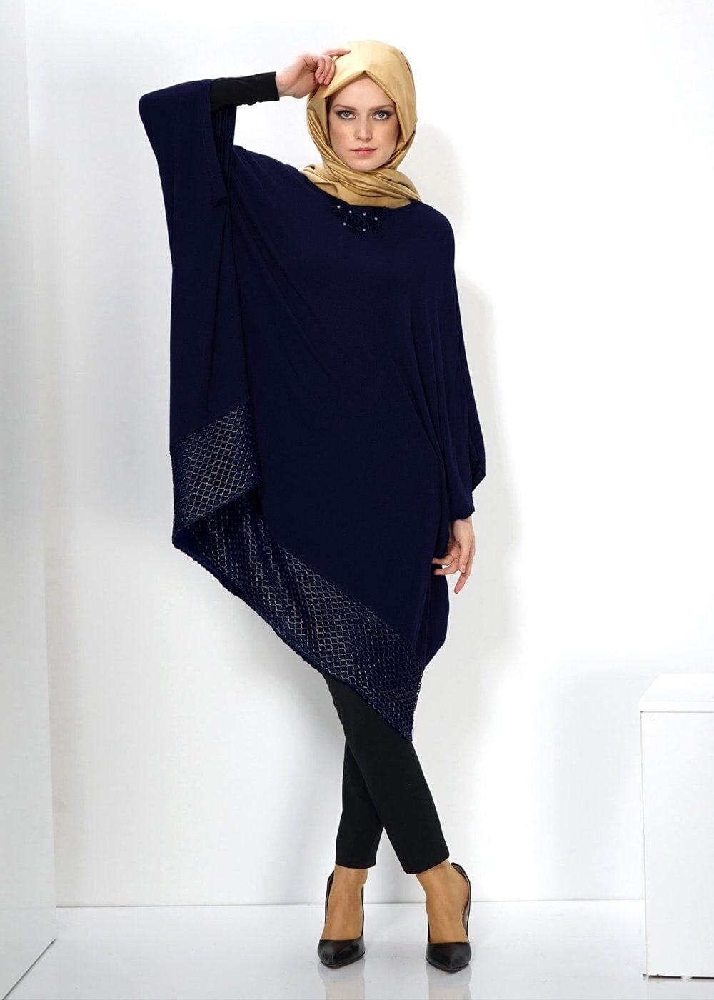 Tesettür giyim LACİVERT YARASA KOL TUNİK 4483