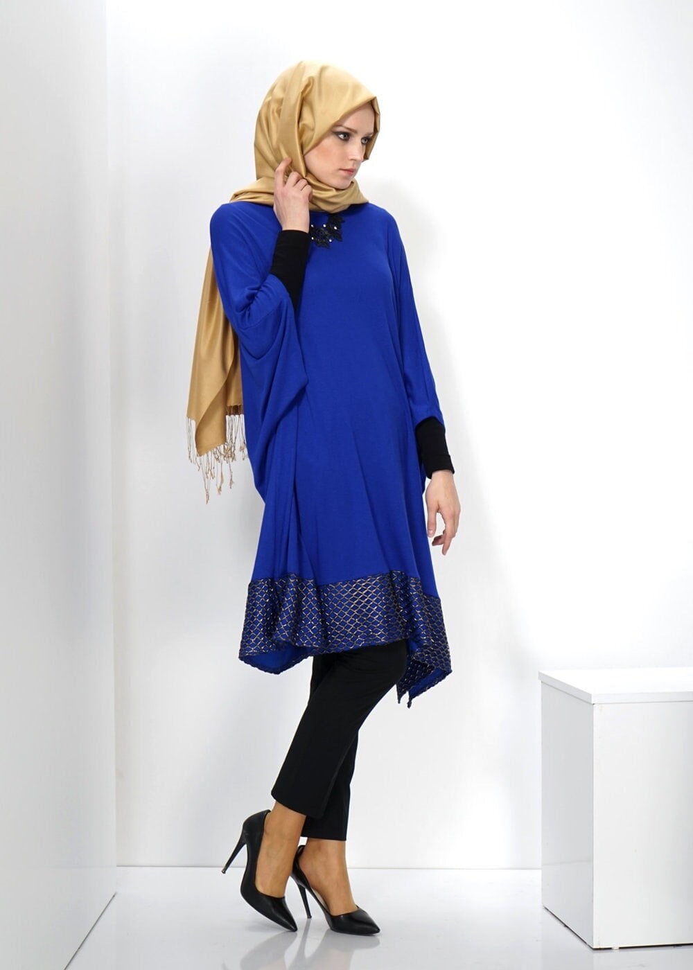 Tesettür giyim LACİVERT YARASA KOL TUNİK 4483