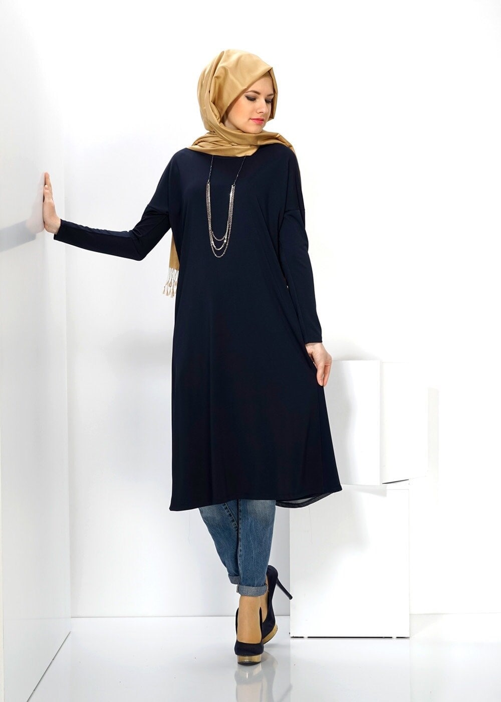 Tesettür giyim LACİVERT UZUN BASIC TUNİK 4519