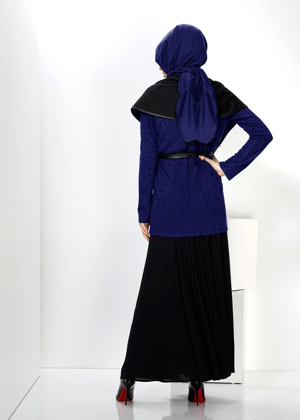 Tesettür giyim LACİVERT DESENLİ TUNİK 4523
