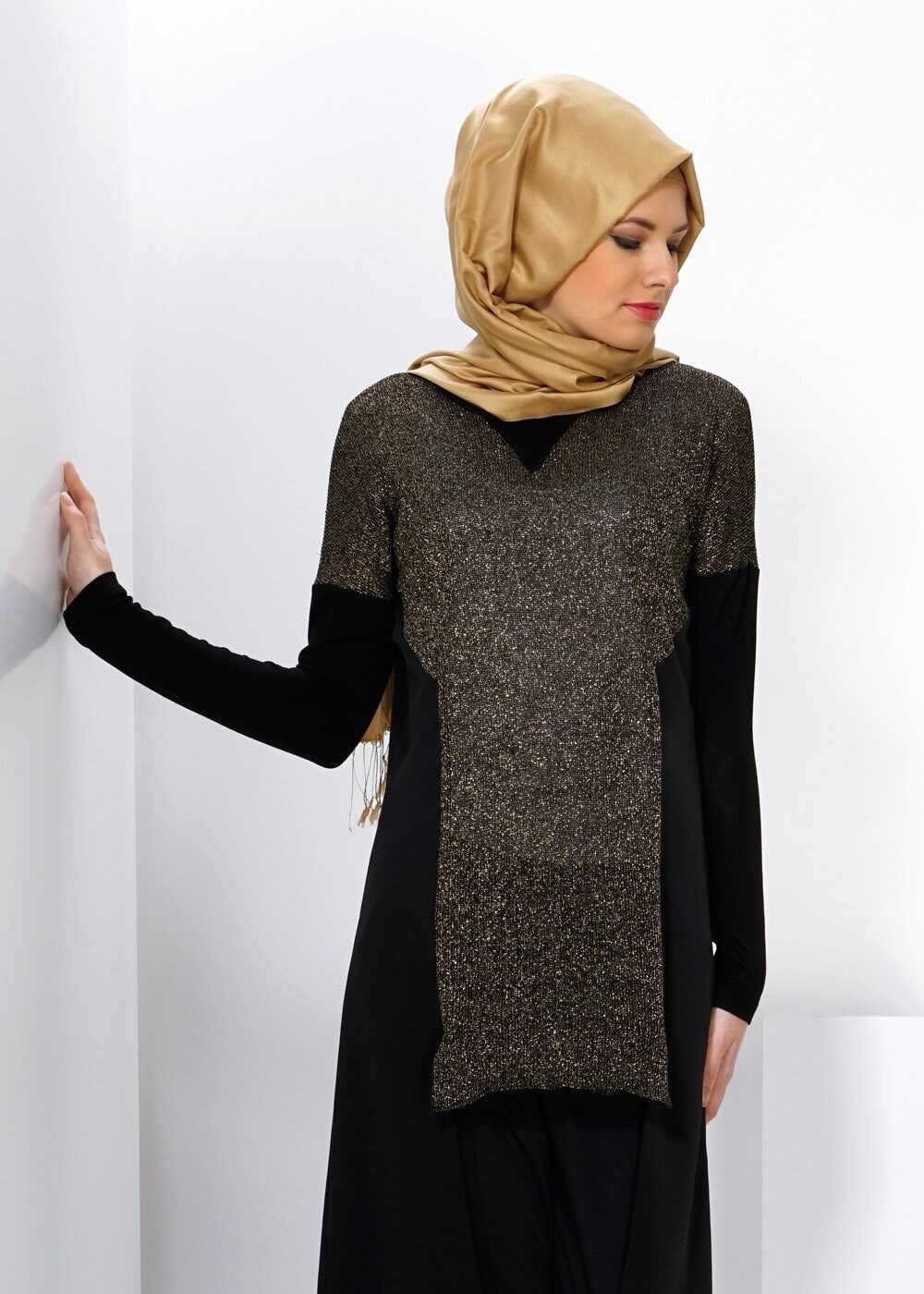 Tesettür giyim ALTIN SİM DETAYLI TUNİK 4553