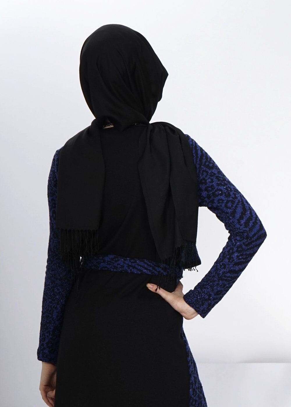 Tesettür giyim SİYAH DESENLİ TUNİK 4554