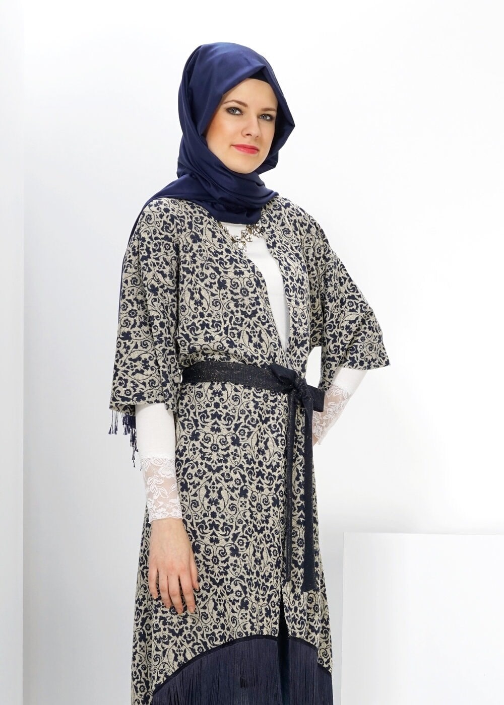 Tesettür giyim LACİVERT PÜSKÜL DETAYLI TUNİK 4556