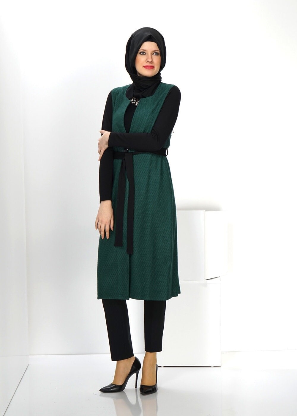 Tesettür giyim YEŞİL DÜĞME DETAYLI TUNİK 4558 
