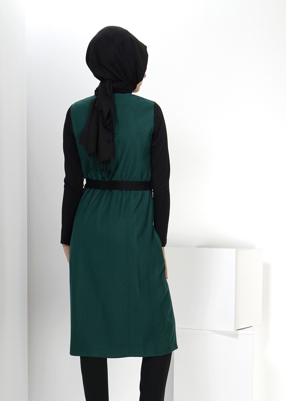 Tesettür giyim YEŞİL DÜĞME DETAYLI TUNİK 4558 