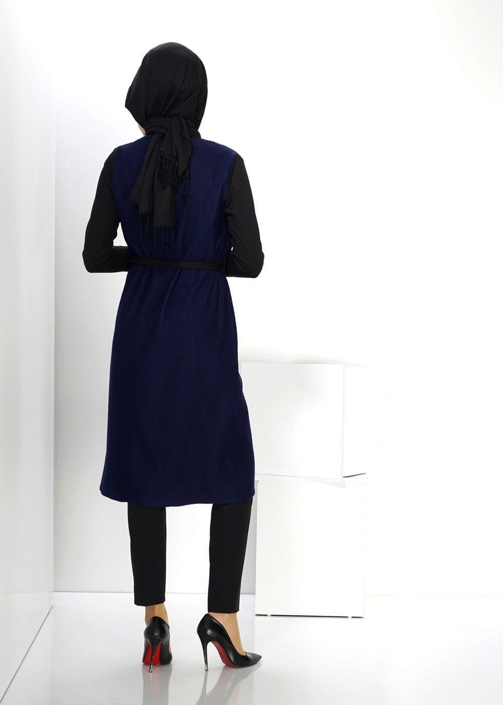 Tesettür giyim LACİVERT DÜĞME DETAYLI TUNİK 4558 