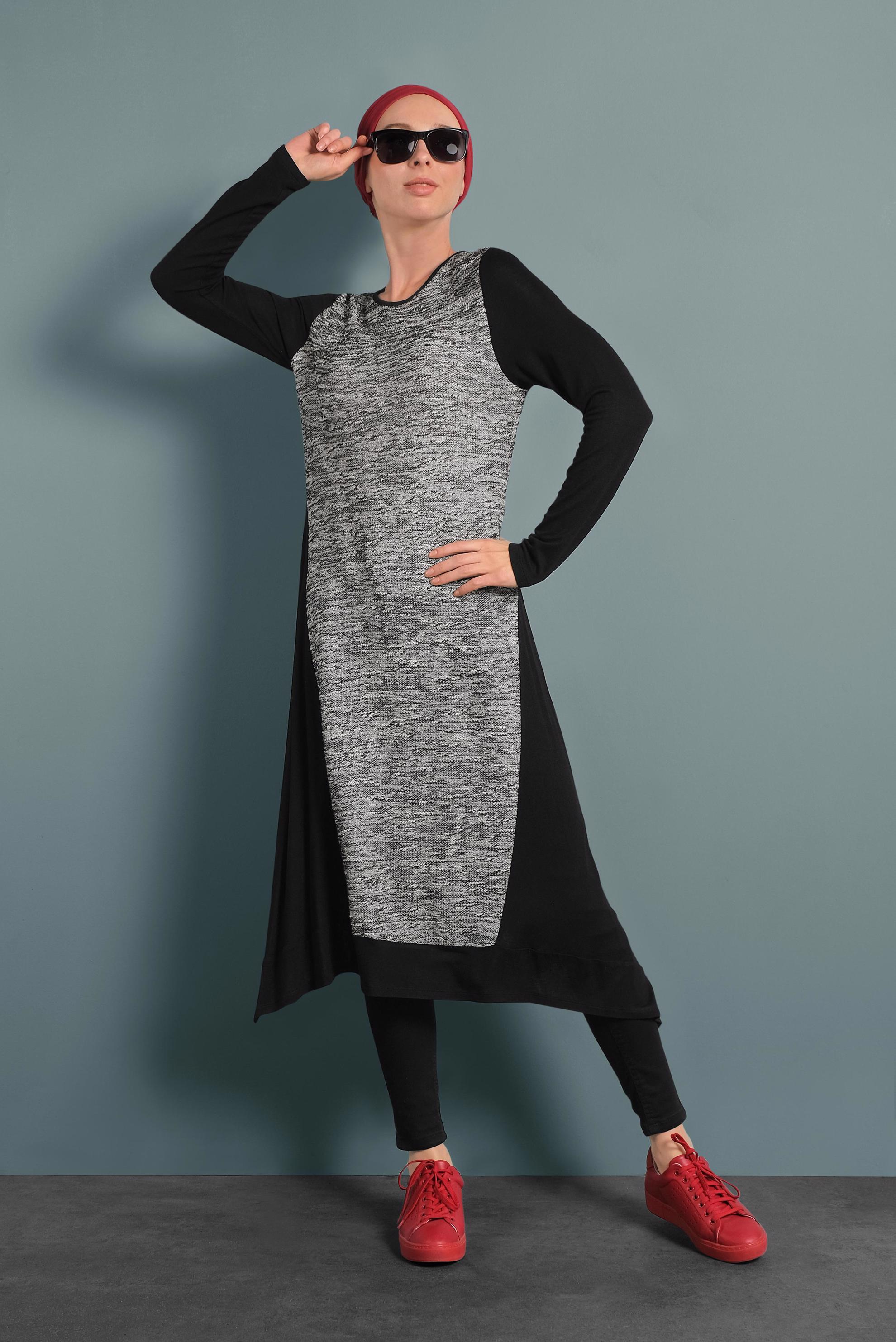 Tesettür giyim SİYAH ASİMETRİK KESİM TUNİK 4560