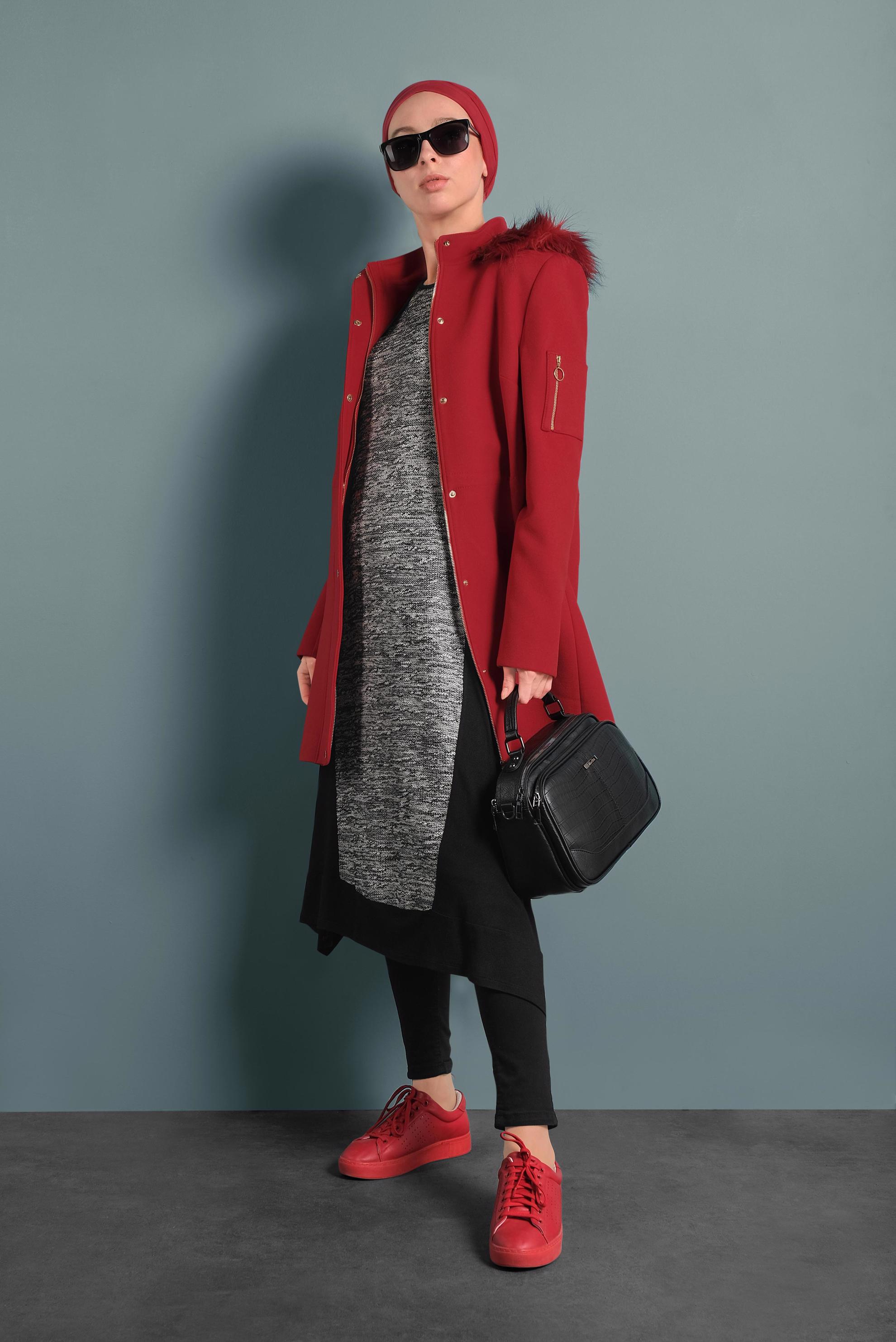 Tesettür giyim SİYAH ASİMETRİK KESİM TUNİK 4560