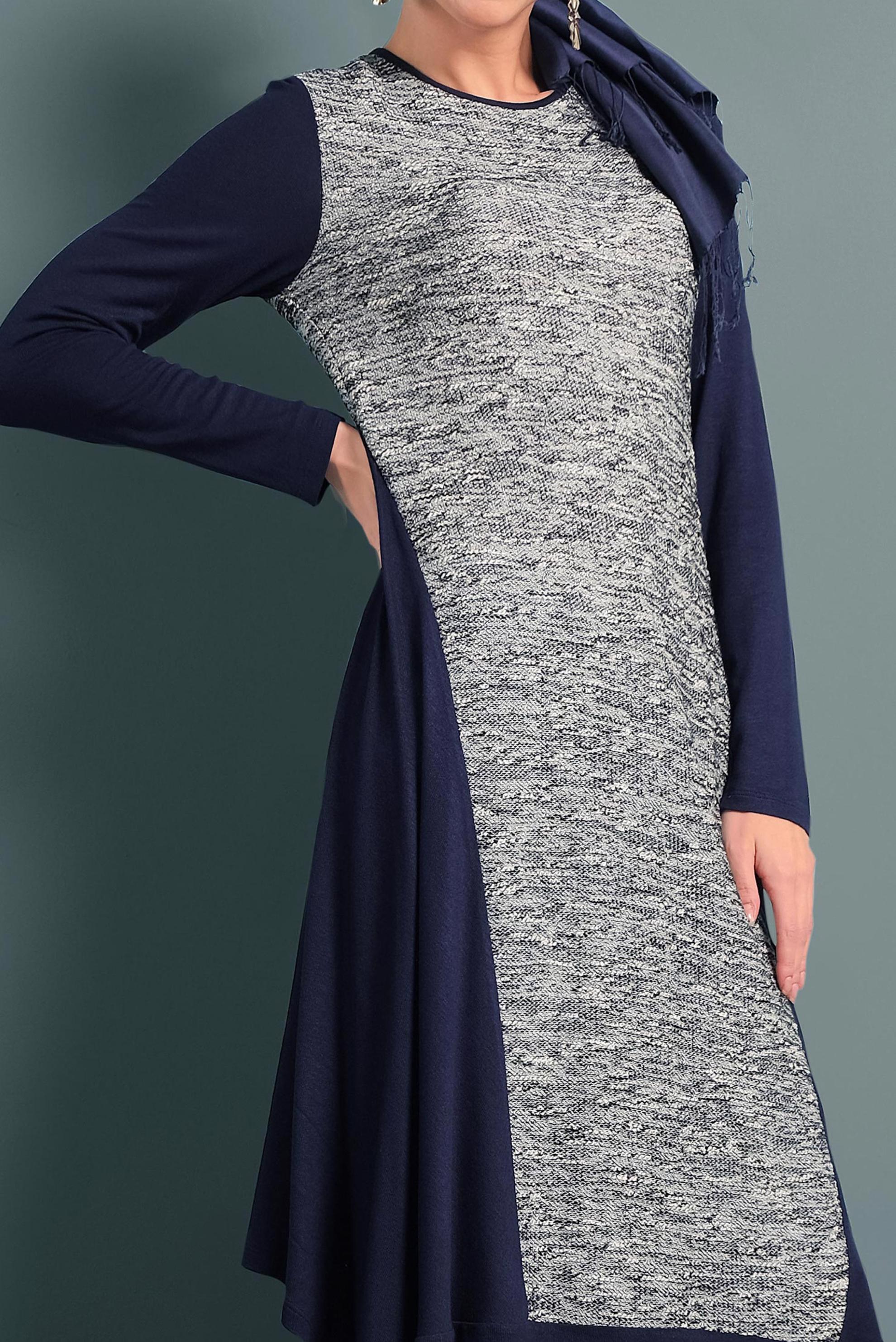 Tesettür giyim LACİVERT ASİMETRİK KESİM TUNİK 4560