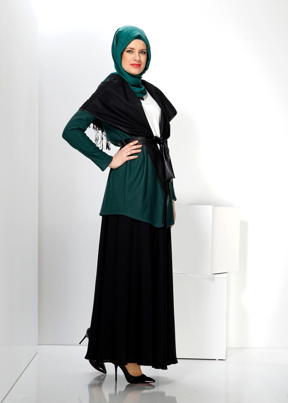 Tesettür giyim YEŞİL ŞAL YAKA TUNİK 4523-1