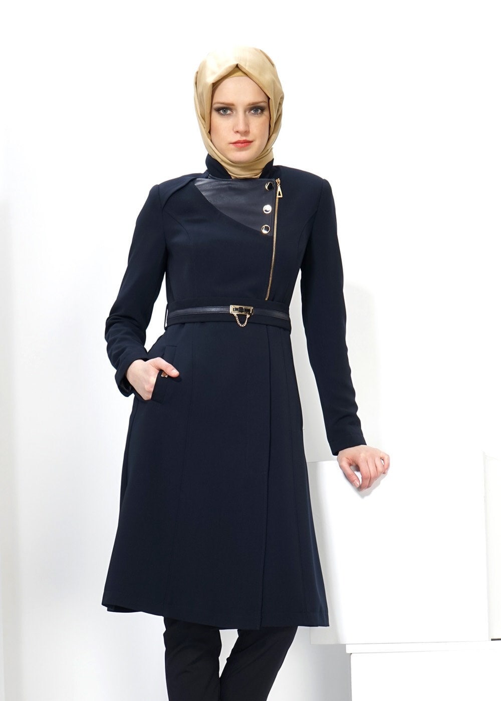 Tesettür giyim LACİVERT 1320 TRENÇKOT