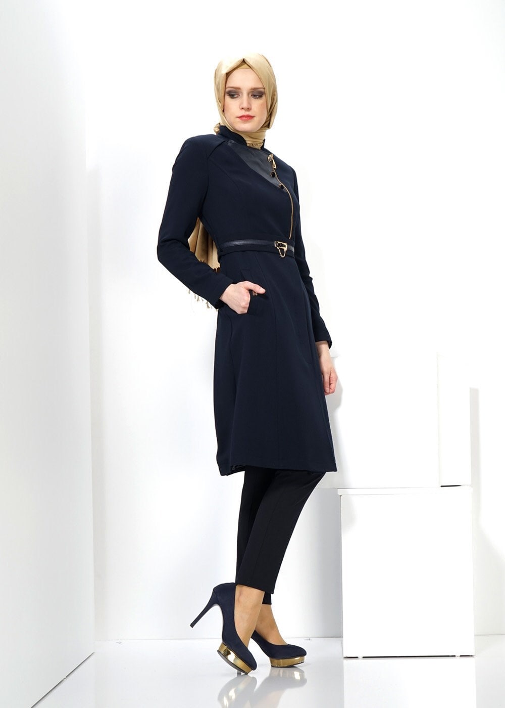 Tesettür giyim LACİVERT 1320 TRENÇKOT