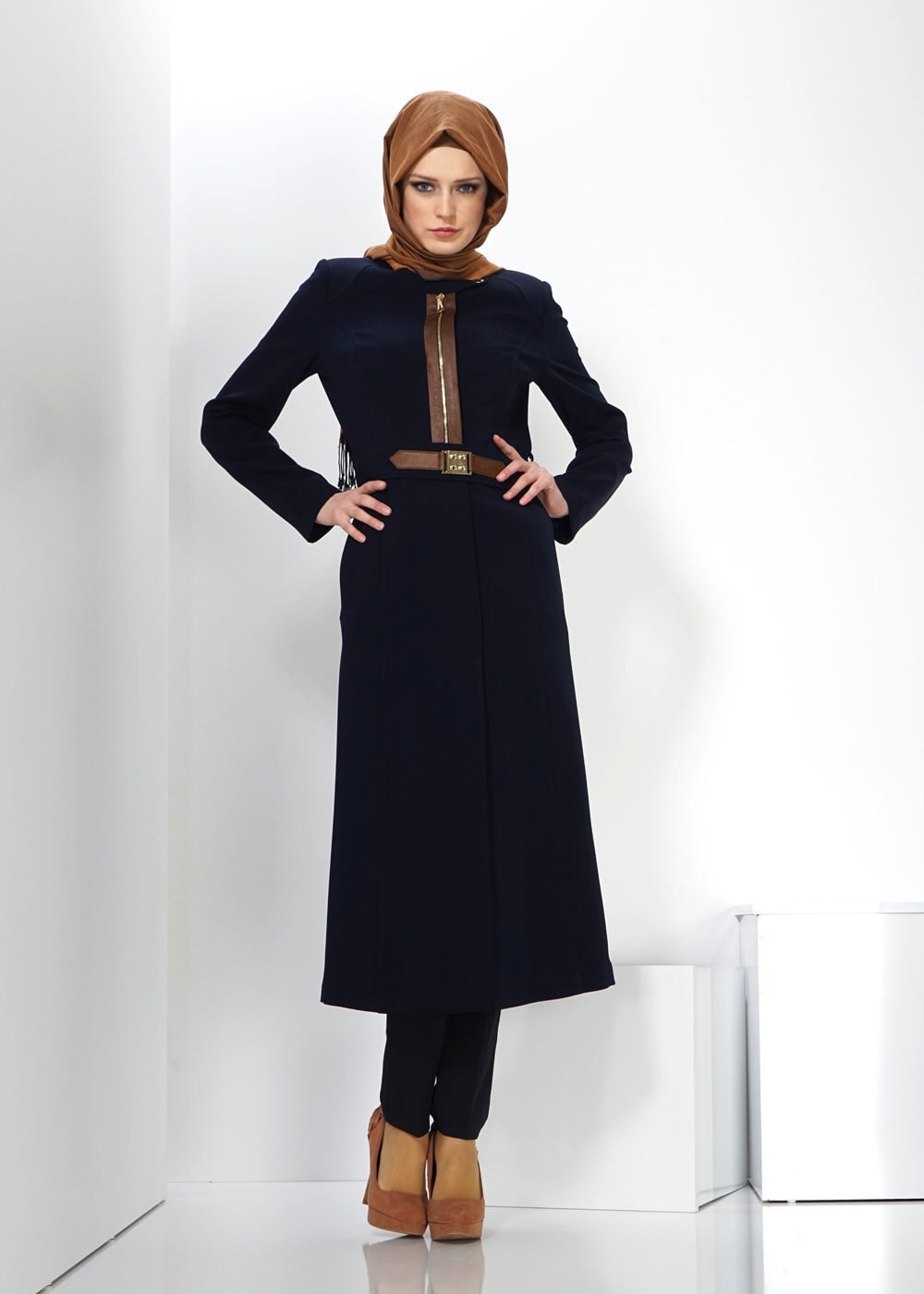 Tesettür giyim LACİVERT FERMUAR DETAYLI TRENÇKOT 1324 