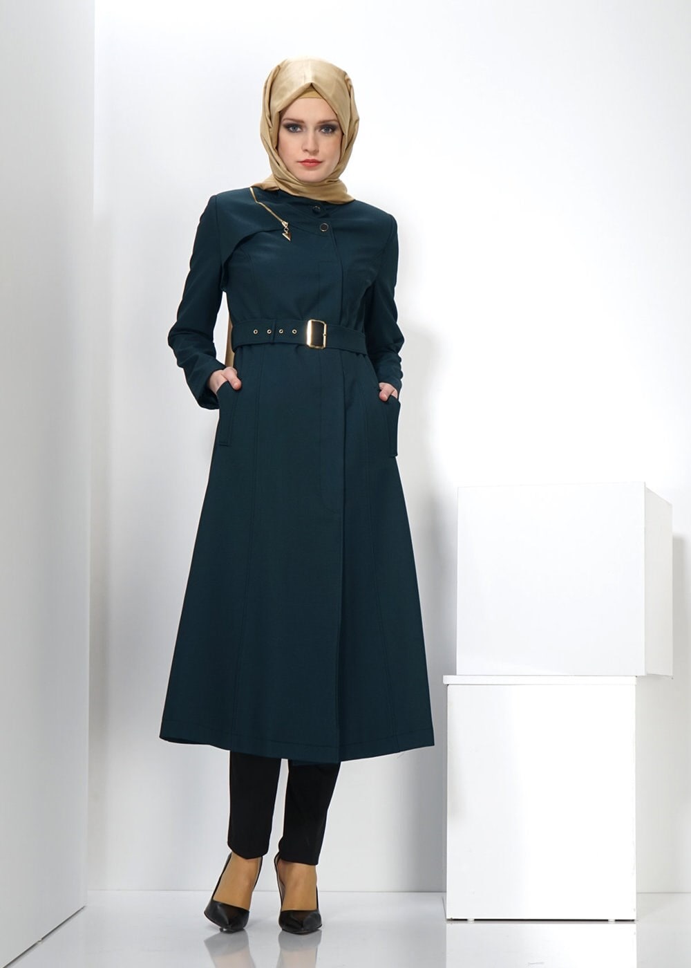 Tesettür giyim YEŞİL 1352 TRENÇKOT