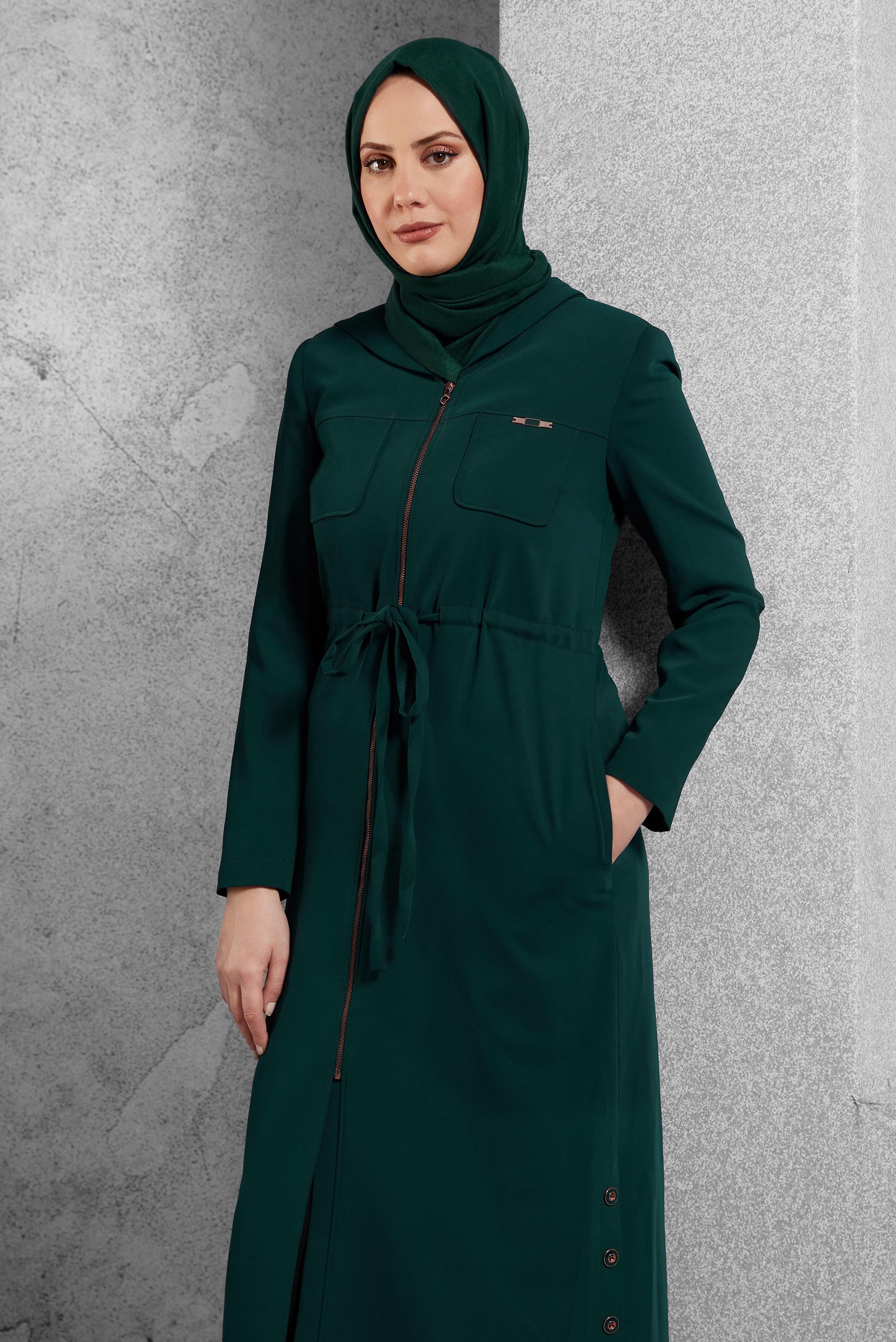 Tesettür giyim YEŞİL KAPÜŞONLU TRENÇKOT 1373