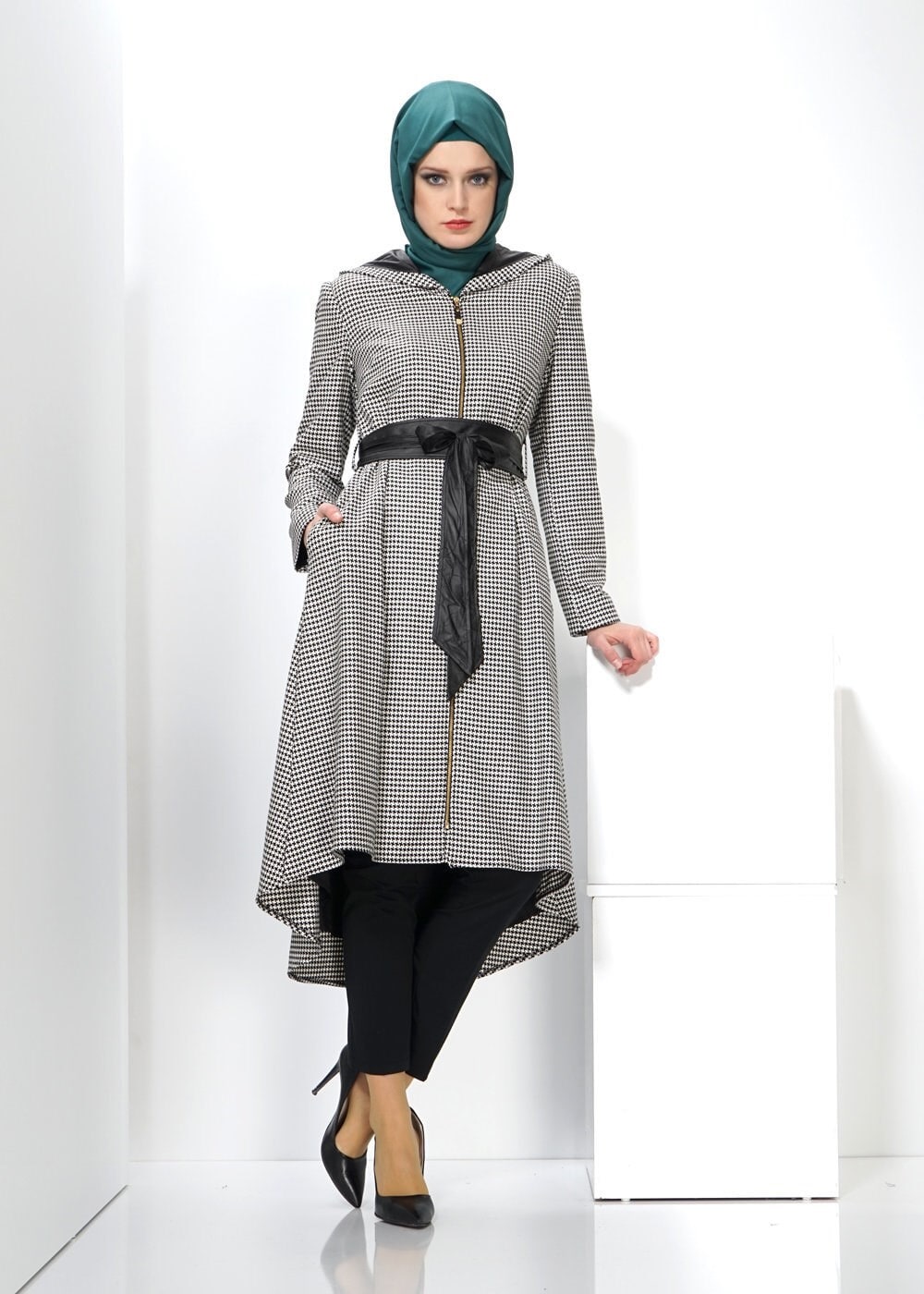 Tesettür giyim SİYAH 1374 TRENÇKOT