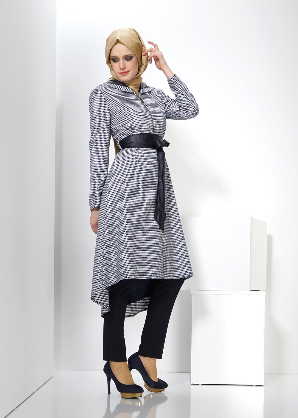 Tesettür giyim LACİVERT 1374 TRENÇKOT