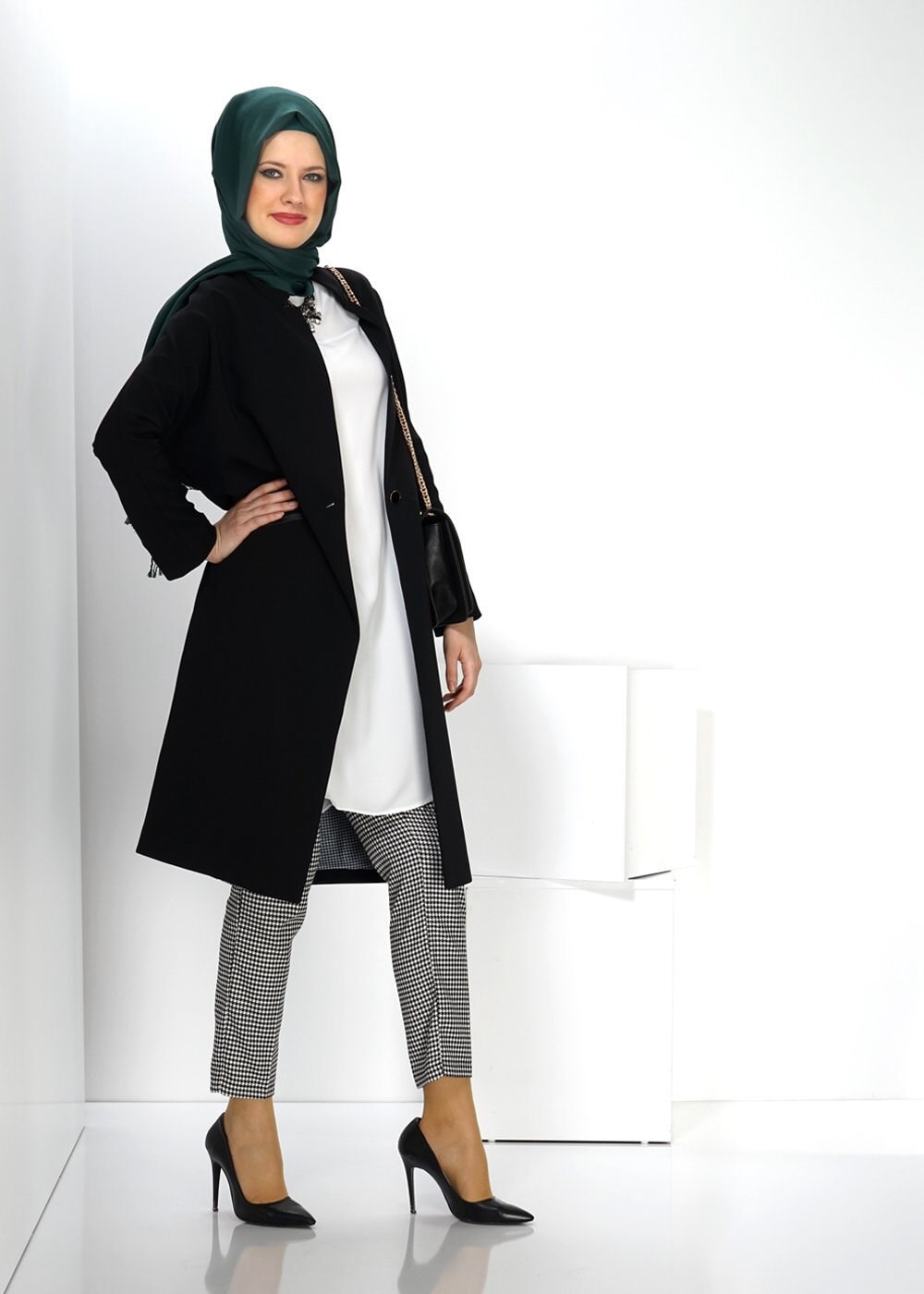 Tesettür giyim SİYAH 1404 TRENÇKOT 