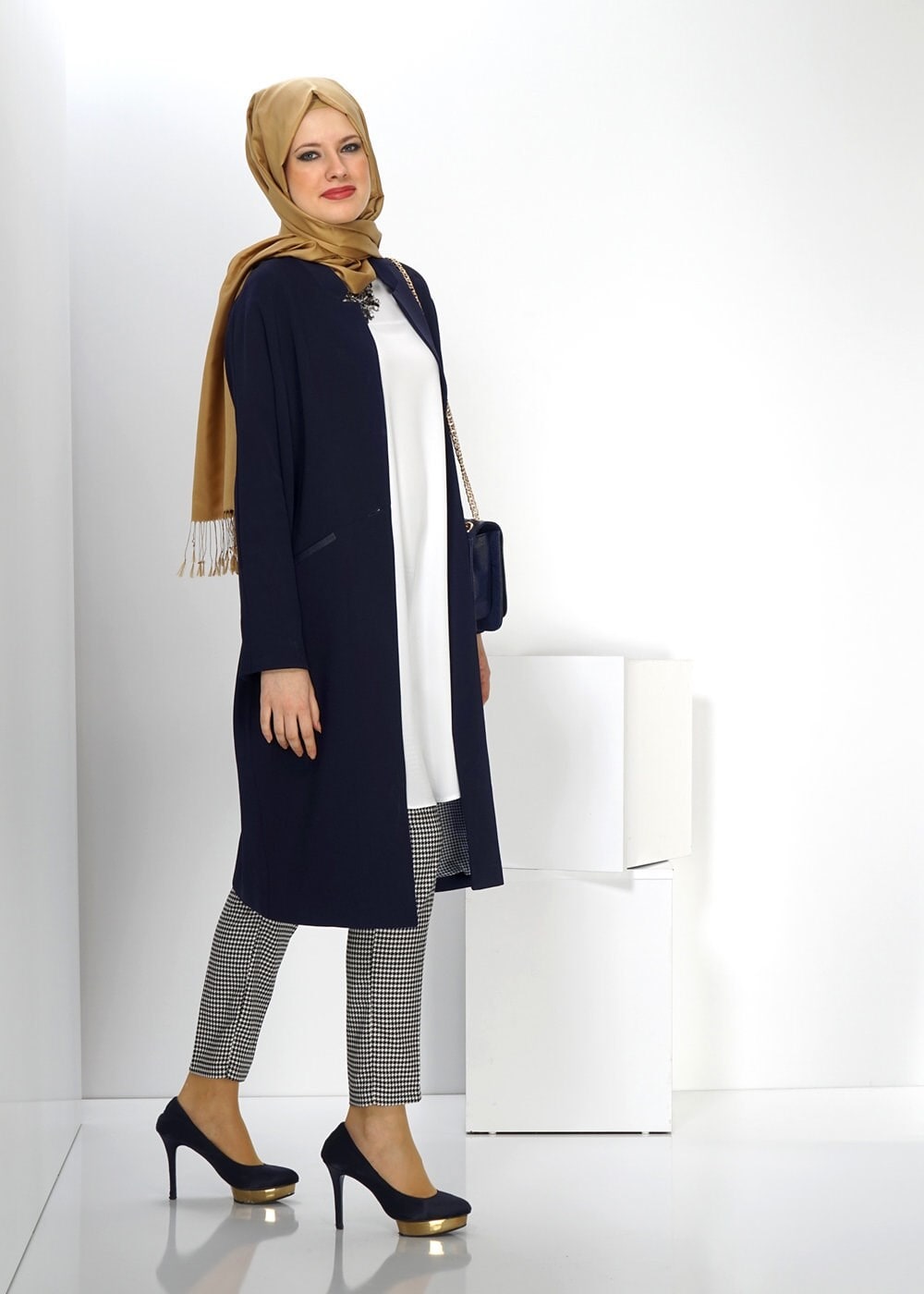 Tesettür giyim LACİVERT 1404 TRENÇKOT 