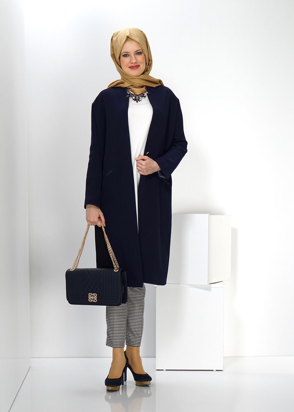 Tesettür giyim LACİVERT 1404 TRENÇKOT 