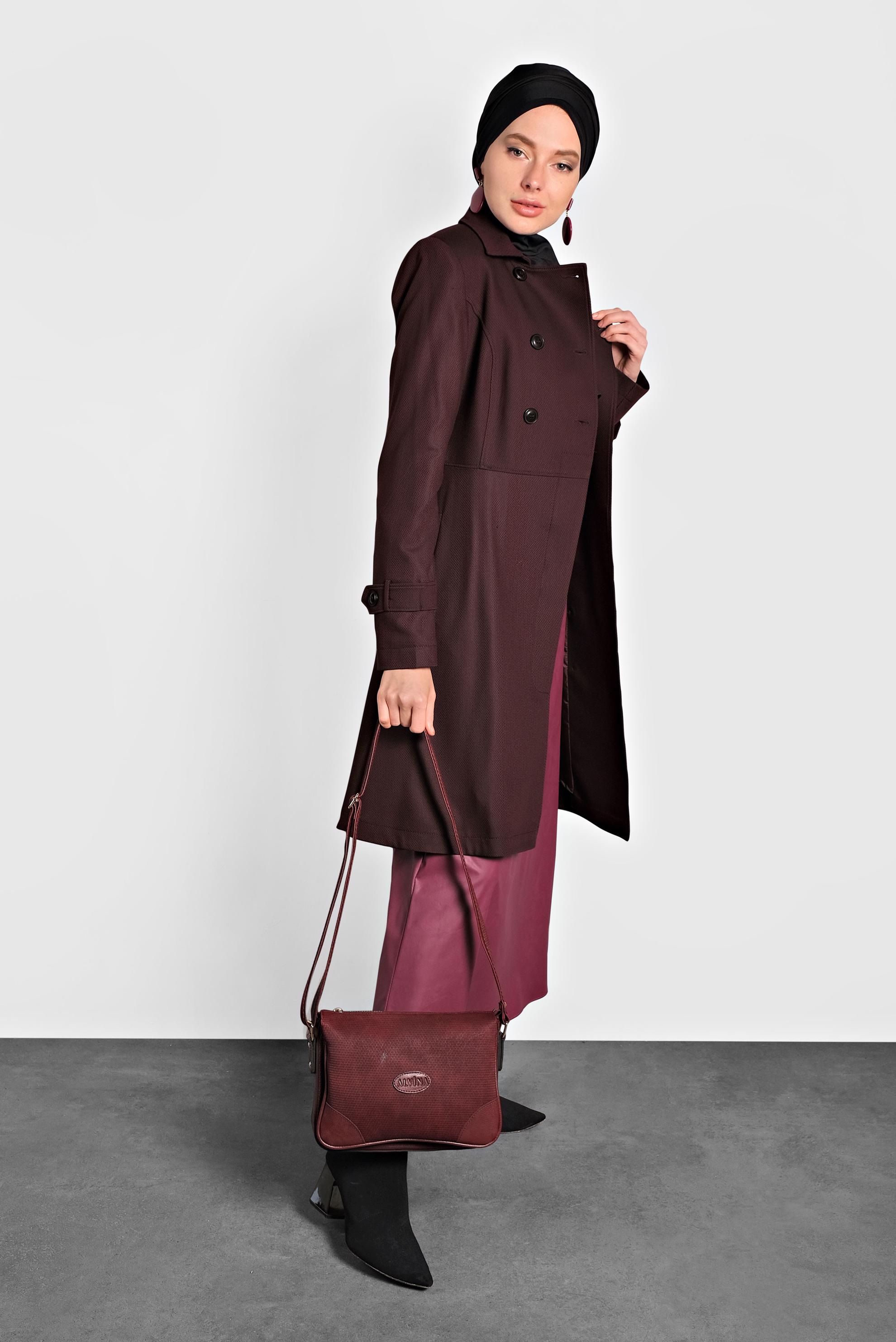 Tesettür giyim BORDO ETEĞİ VOLANLI TRENÇKOT 1405