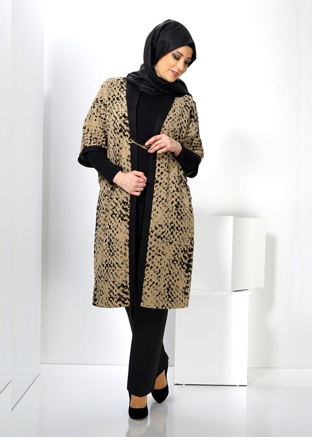 Vêtements hijab BRUN GILET EN TRICOT AGRAFE À DEVANT 2436 