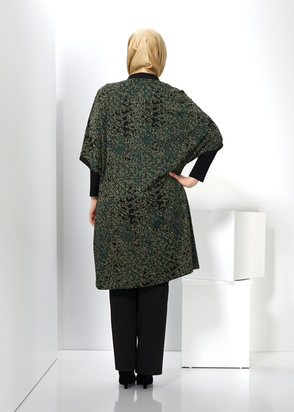 Hijab clothing GREEN KNIT CLASP-FRONT VEST 2436 