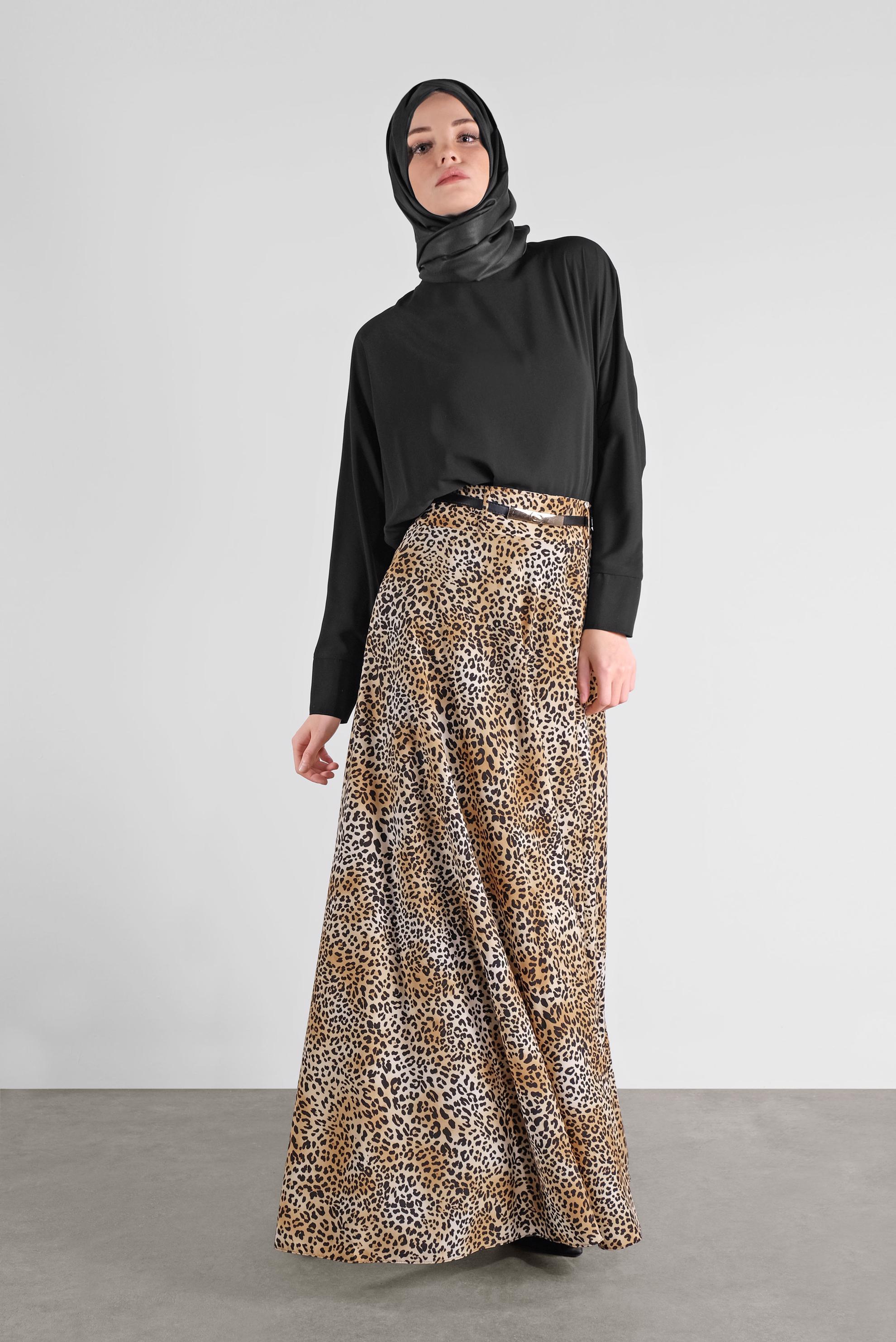 Tesettür giyim SİYAH LEOPAR DESENLİ İKİLİ ETEKLİ TAKIM 41289 