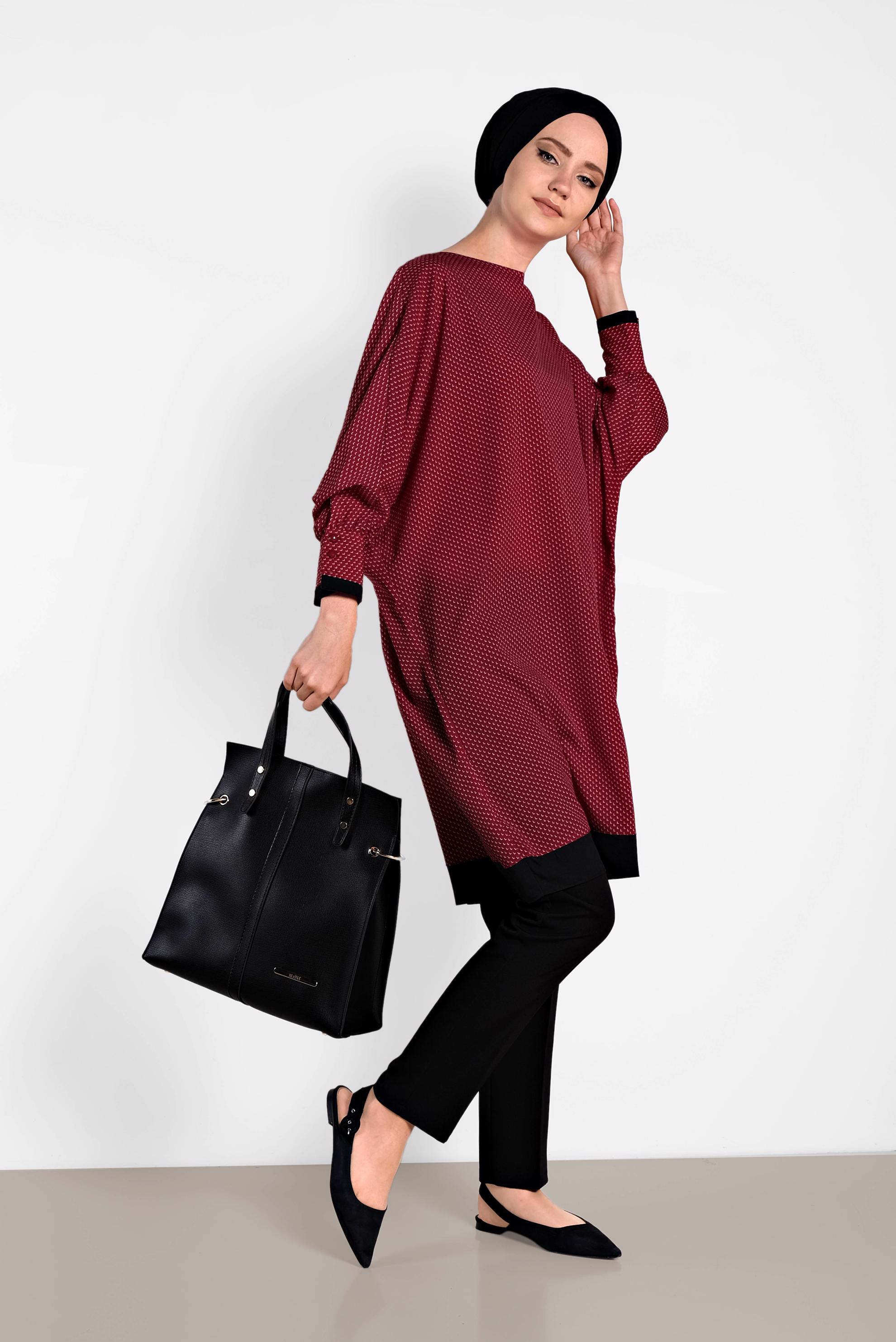 Tesettür giyim BORDO ARKASI DÜĞME DETAYLI TUNİK 4508 