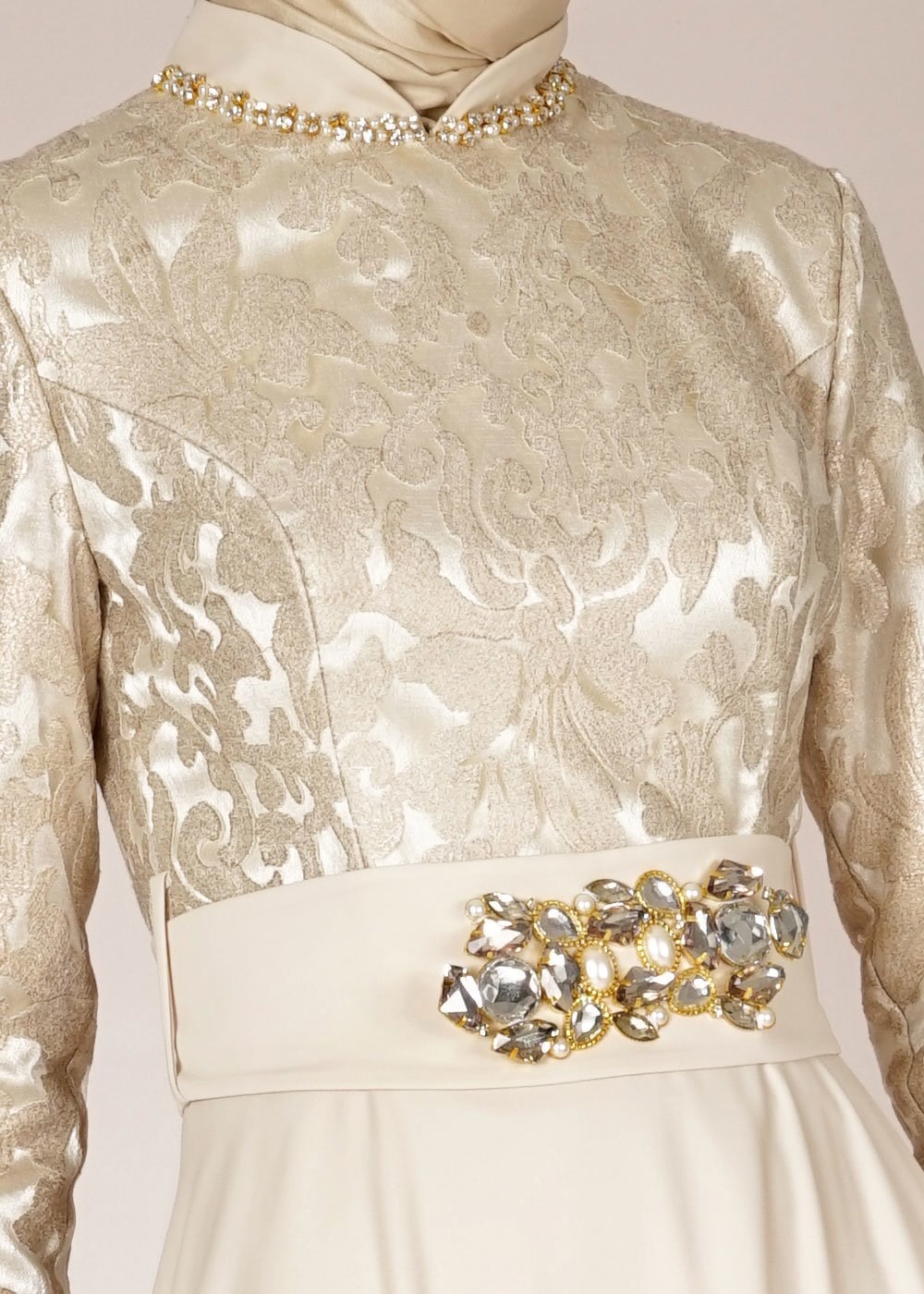 Tesettür giyim EKRU TAŞ DETAYLI ABİYE ELBİSE 5009