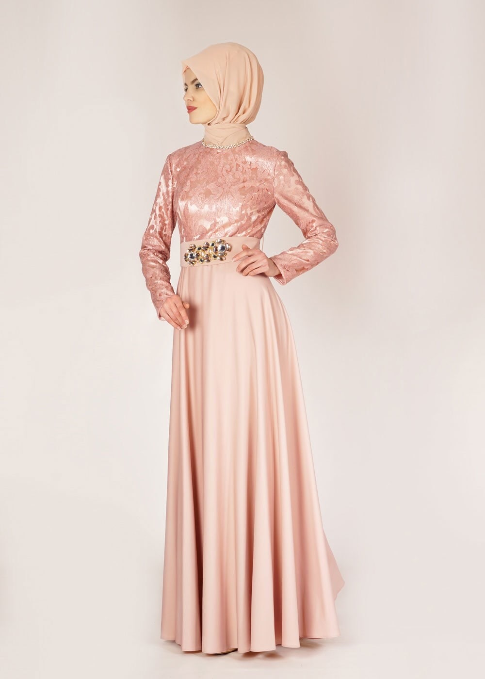Tesettür giyim PUDRA TAŞ DETAYLI ABİYE ELBİSE 5009