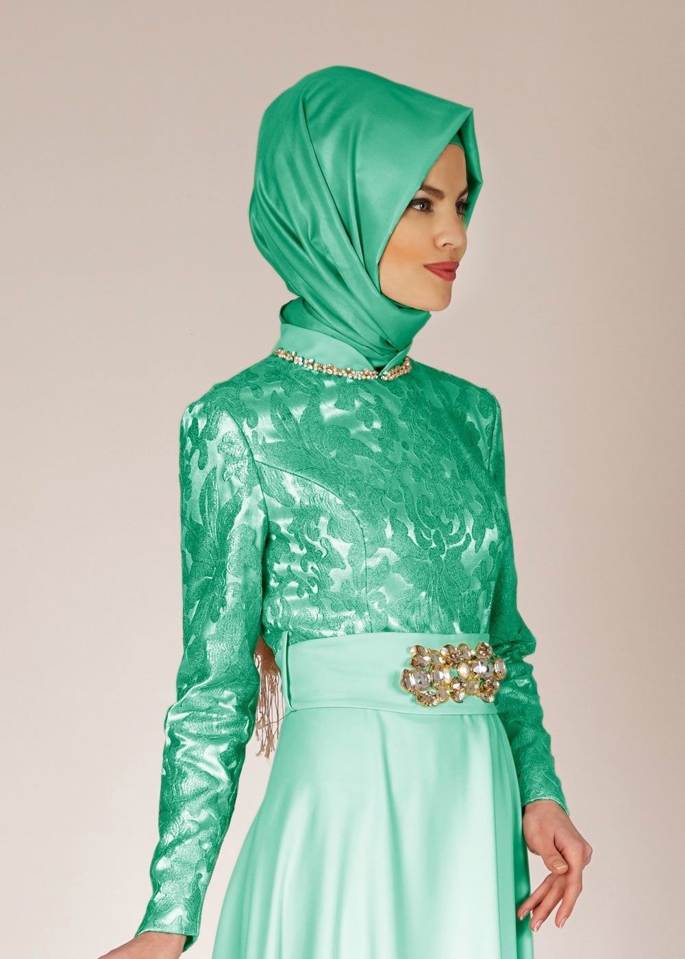 Tesettür giyim YEŞİL TAŞ DETAYLI ABİYE ELBİSE 5009