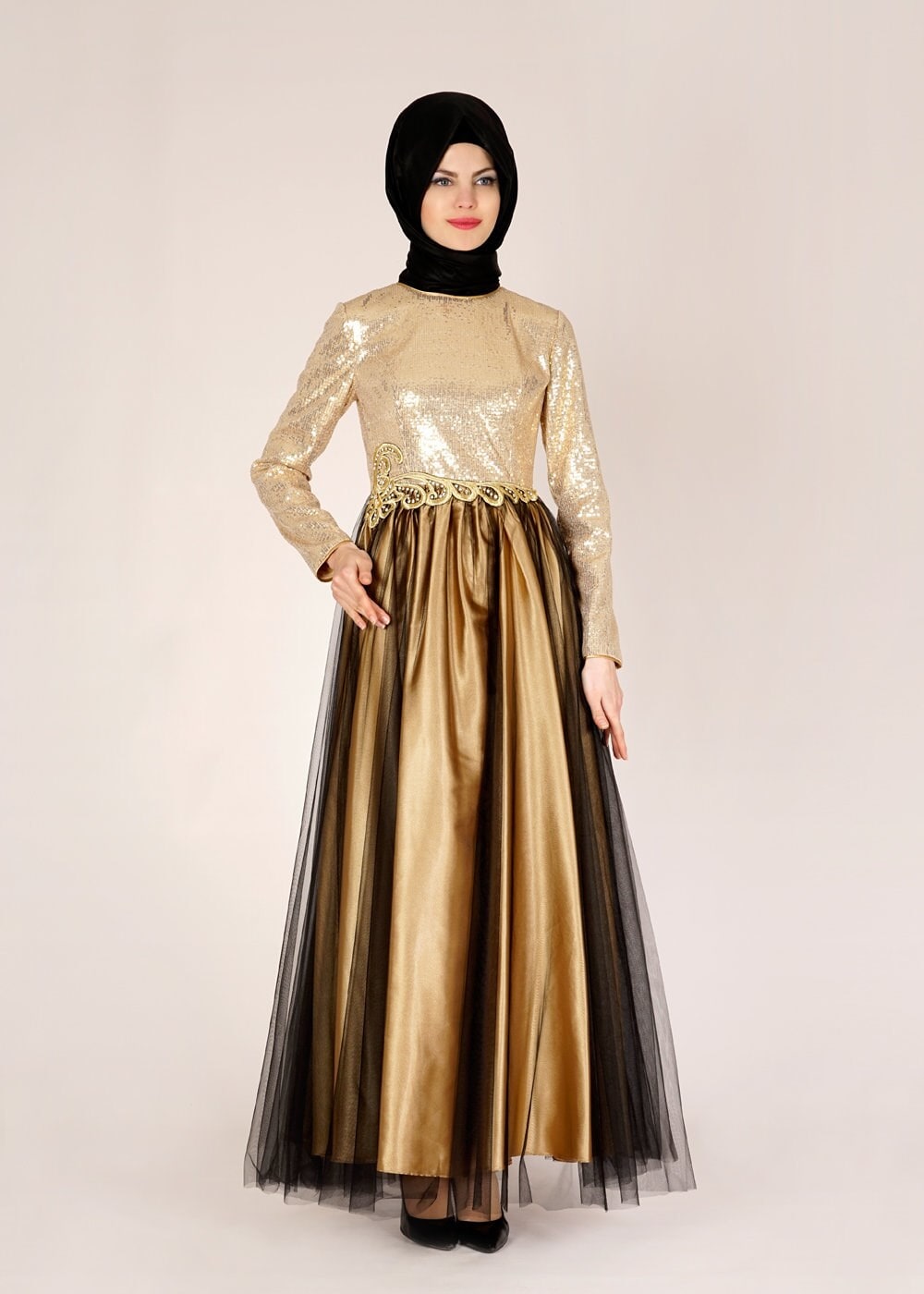 Tesettür giyim ALTIN PUL PAYET İŞLEMELİ PİLİSELİ ABİYE ELBİSE 5019