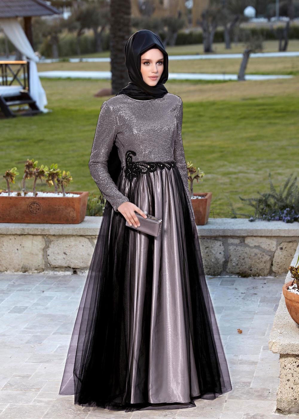 Tesettür giyim GÜMÜŞ PUL PAYET İŞLEMELİ PİLİSELİ ABİYE ELBİSE 5019
