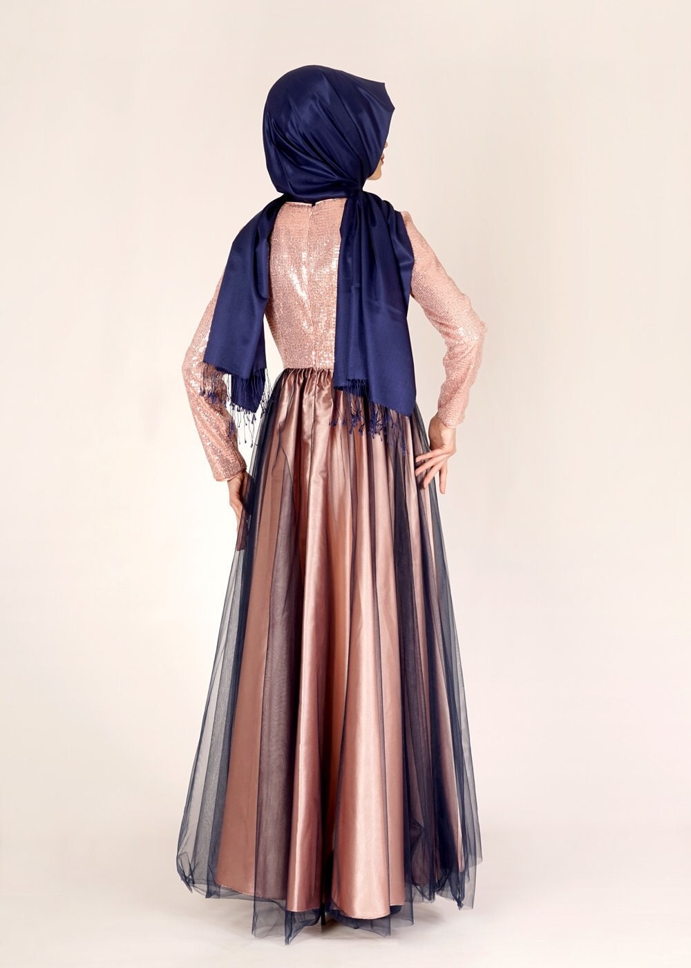 Tesettür giyim PUDRA PUL PAYET İŞLEMELİ PİLİSELİ ABİYE ELBİSE 5019