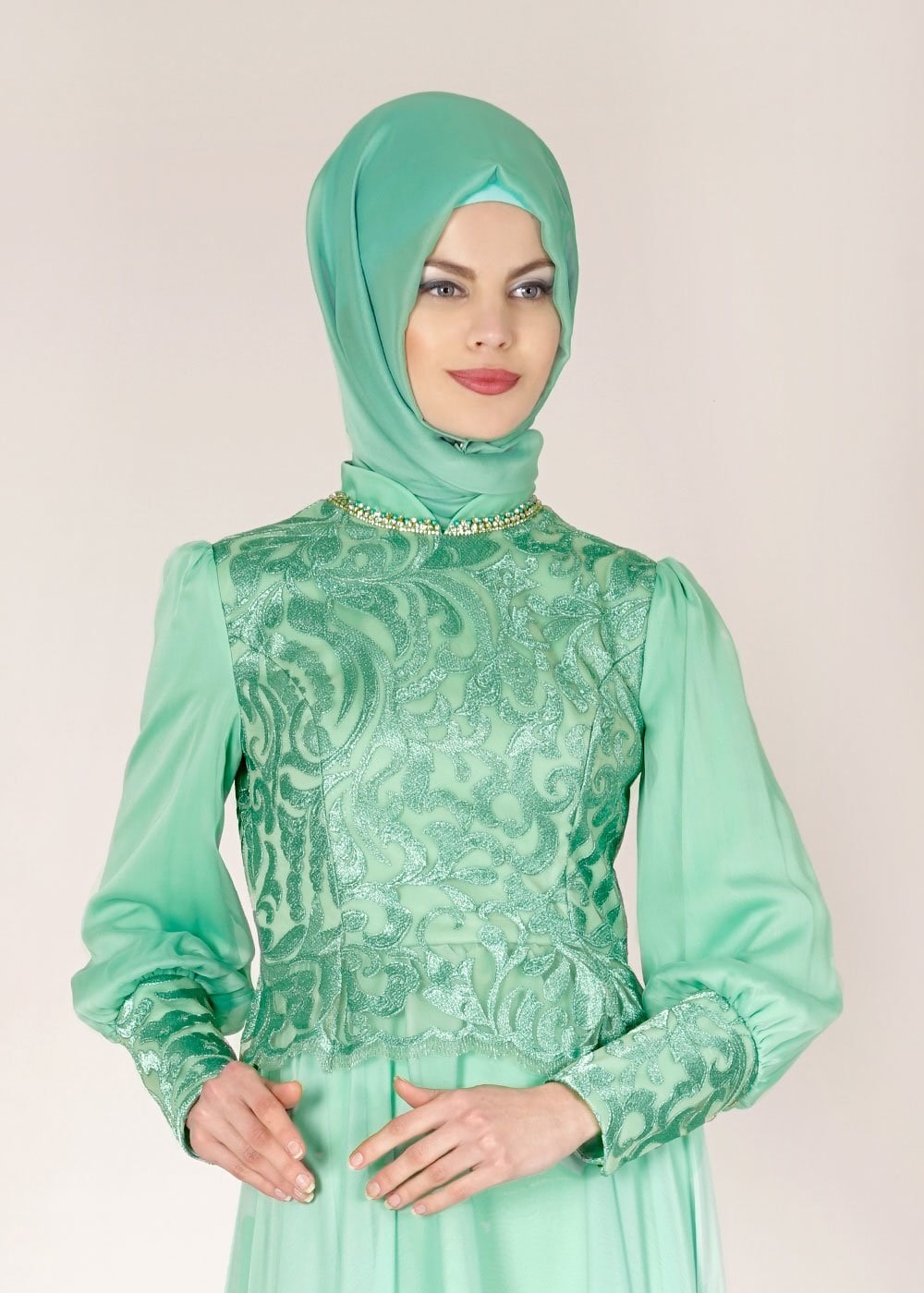 Tesettür giyim YEŞİL DESENLİ ŞİFON ABİYE ELBİSE 5036